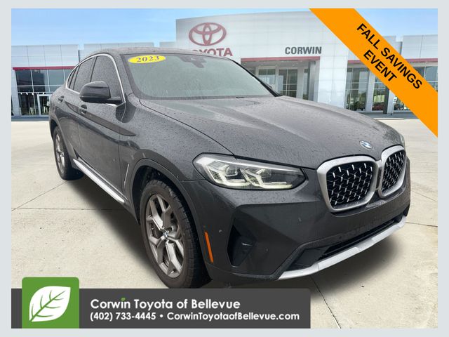 2023 BMW X4 xDrive30i AWD