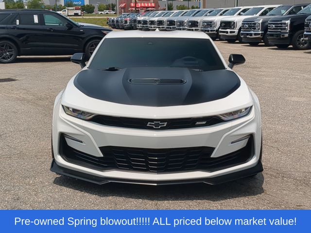 Used 2024 Summit White Chevrolet SS image 16