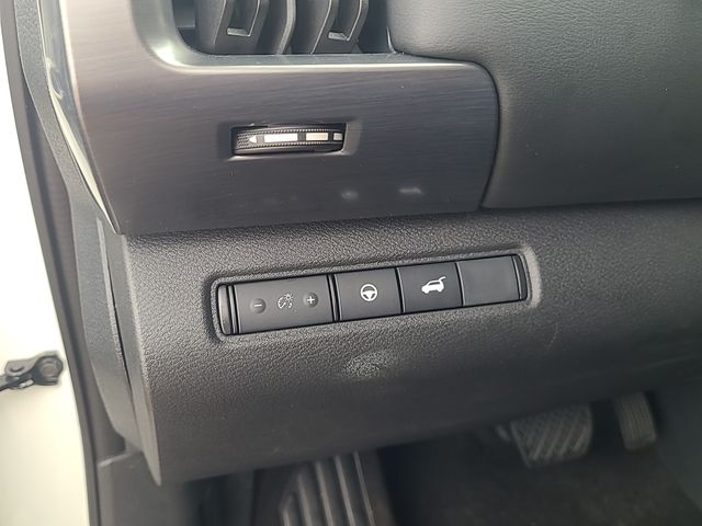 Used 2024 Nissan Pathfinder SUV