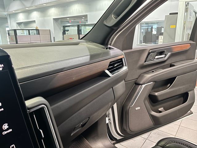 2025 GMC Yukon XL Denali White at Bob King Buick GMC