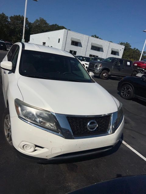 2014 Nissan Pathfinder S 2