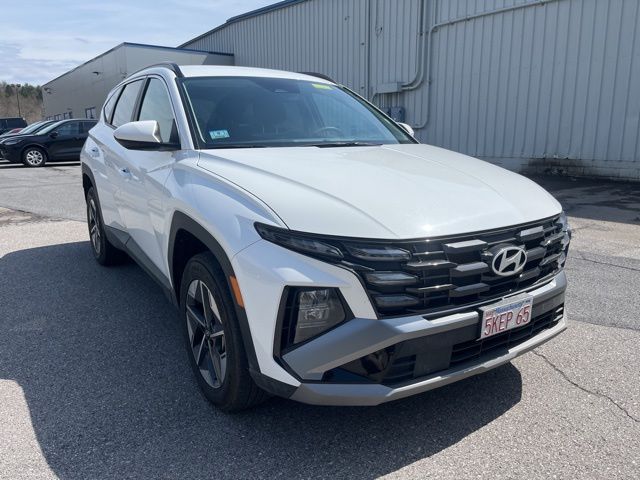 Used 2026 White Hyundai SEL image 3