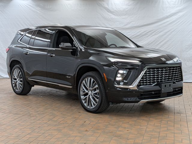 2025 Buick Enclave Avenir AWD