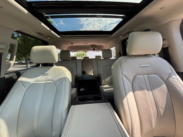 2019 Ford Expedition Platinum photo