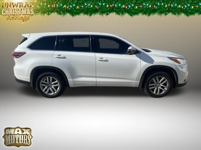 2015 Toyota Highlander LE Plus V6 6