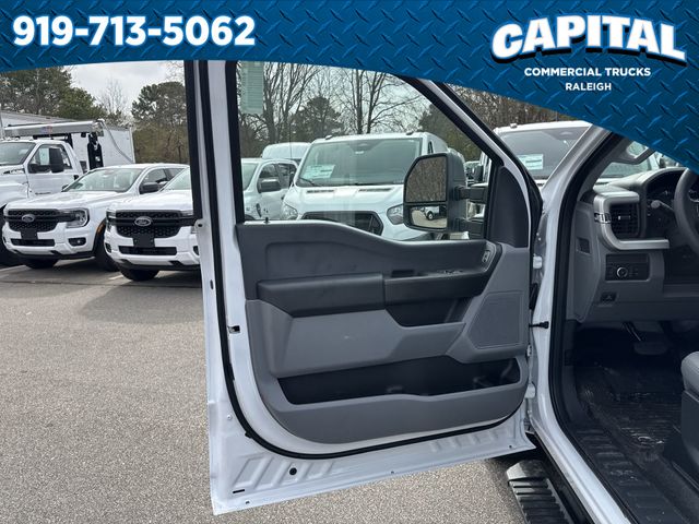 New 2026 White Ford 8FT SERVICE BODY image 21