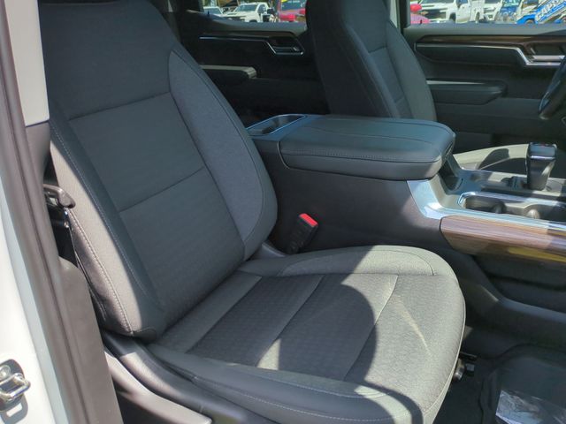 Used 2023 White Chevrolet RST image 24