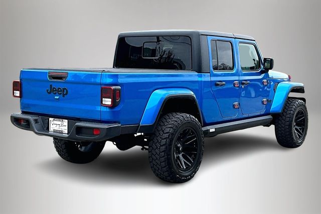 Used 2024 Jeep Gladiator Sport 4D Crew Cab