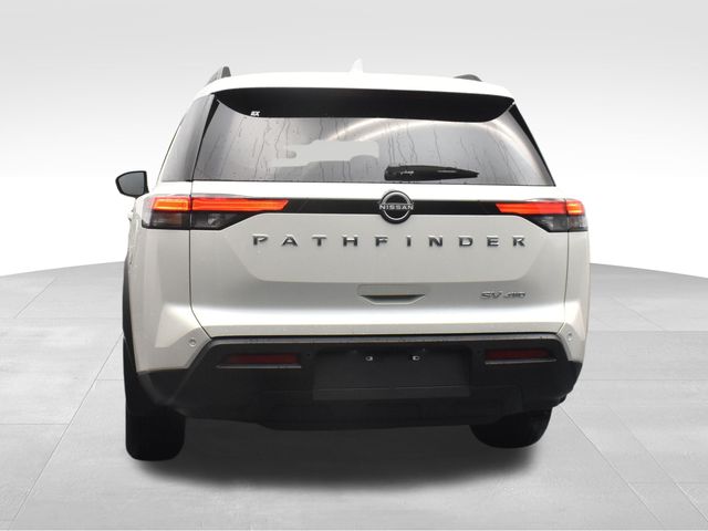 2024 Nissan Pathfinder SV 9