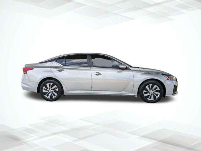 2023 Nissan Altima 2.5 S photo