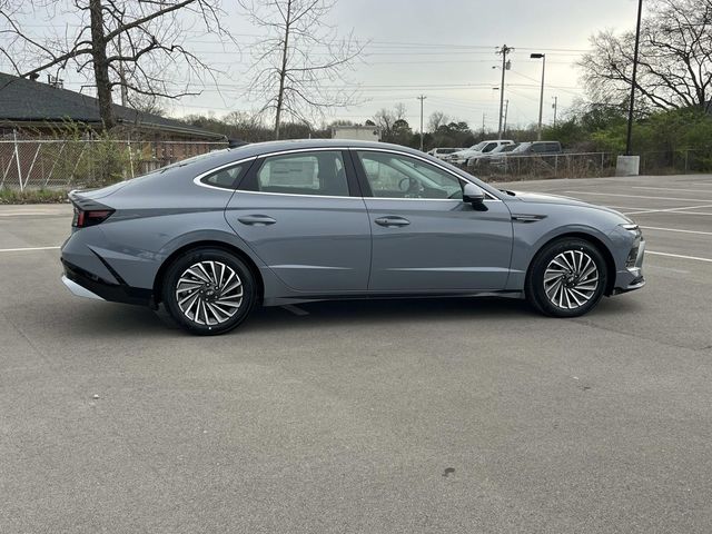 new 2026 Hyundai Sonata Hybrid car, priced at $32,555