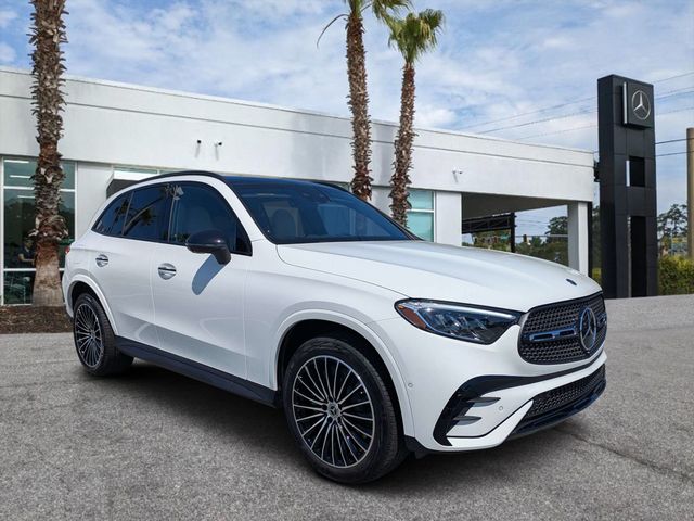 Polar White 2027 Mercedes-Benz GLC SUV / Crossover Rear-Wheel Drive 9-Speed Automatic