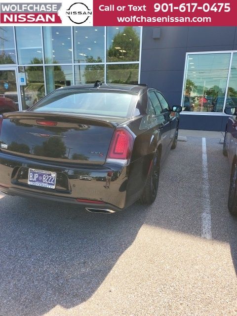 2021 Gloss Black Chrysler 300 S RWD Sedan