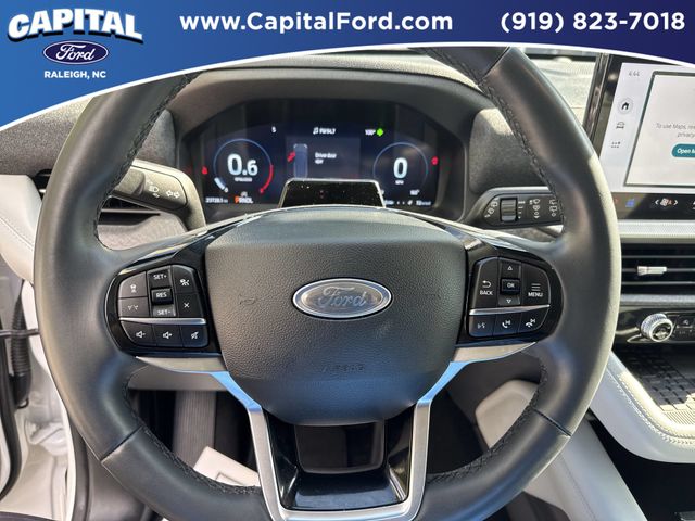 Used 2025 White Ford Platinum image 25