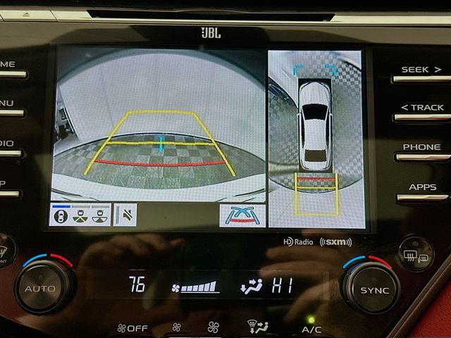 Thumbnail: 2019 Toyota Camry - 14