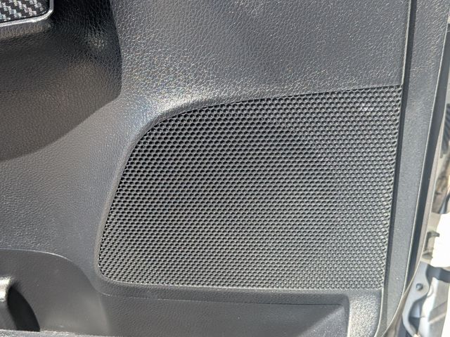 2014 Toyota RAV4 - Image 17