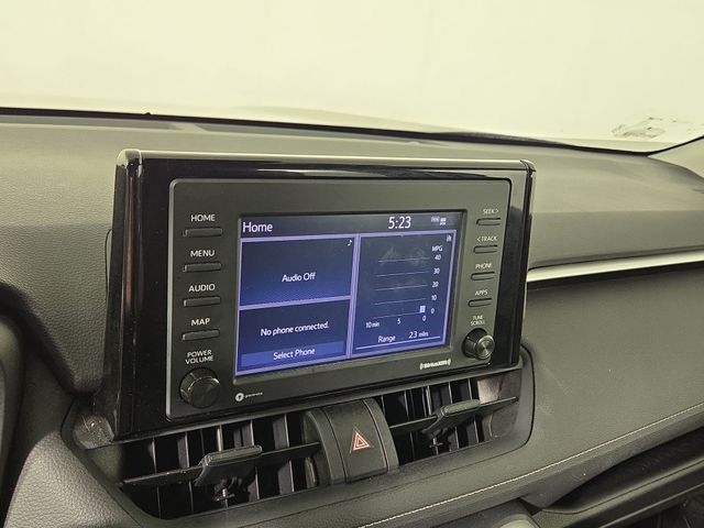 2022 Toyota RAV4 XLE photo