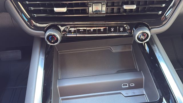 new 2026 Chevrolet Suburban car, priced at $67,000