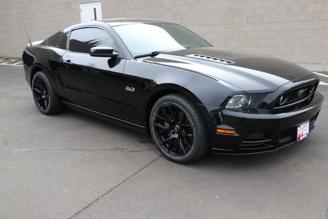 2014 Ford Mustang GT 1