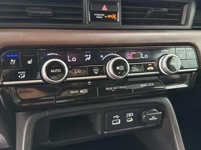 Used 2025 Honda Pilot SUV