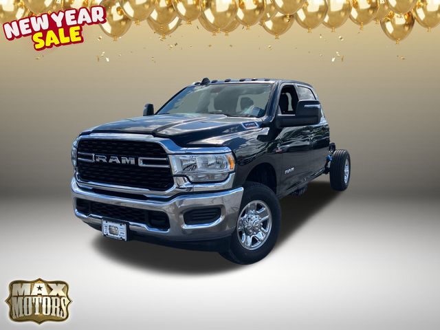 2023 Ram 3500 SLT 3