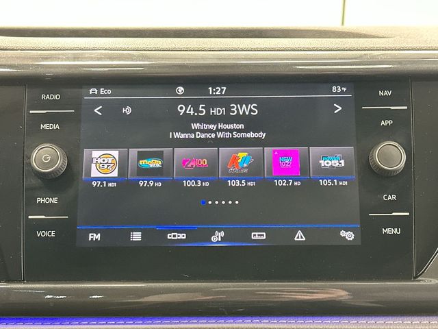 2023 Volkswagen Taos 1.5T SEL - 11