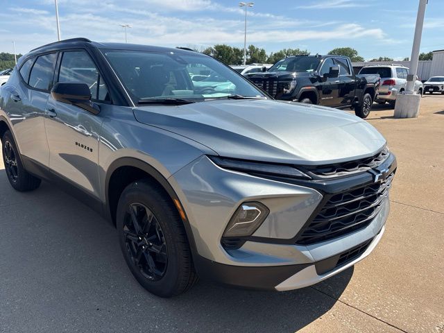 Sterling Gray Metallic 2026 Chevrolet Blazer SUV / Crossover 9-Speed Automatic Overdrive