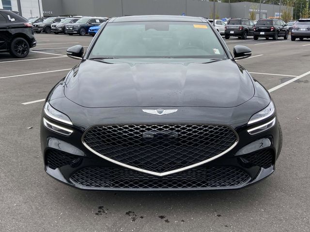 2023 Genesis G70 2.0T 9