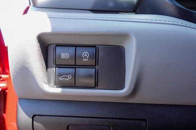 used 2023 Toyota Highlander car, priced at $34,099