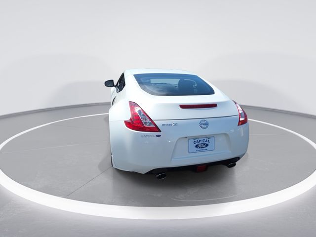Used 2020 White Nissan Base image 6