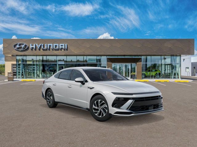 New 2026 Hyundai Sonata Hybrid Sedan