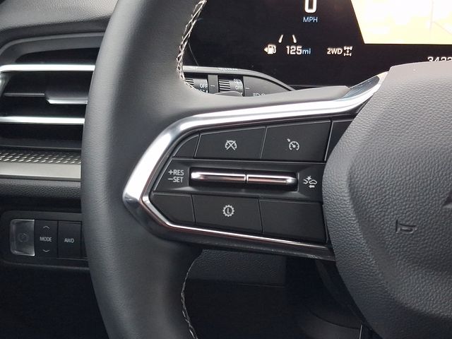 used 2025 Chevrolet Traverse car, priced at $40,550