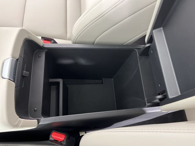 2025 Everest White Pearl Tricoat Nissan Murano SL AWD SUV