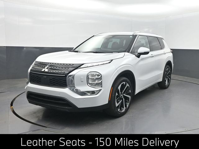 White 2022 Mitsubishi Outlander SUV / Crossover All-Wheel Drive Continuously Variable Transmission