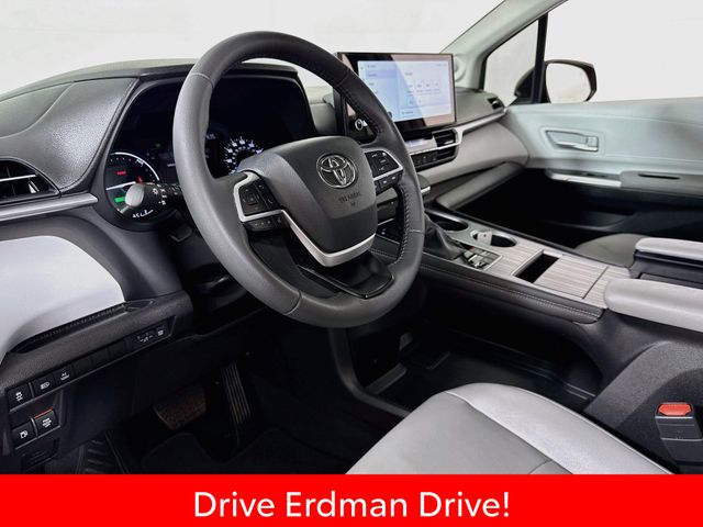 Used 2025 Toyota Sienna Van