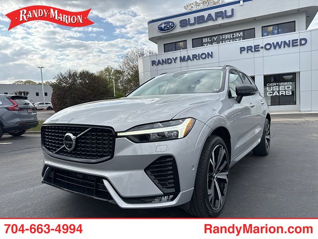 2023 Volvo XC60 B6 Ultimate Dark Theme AWD