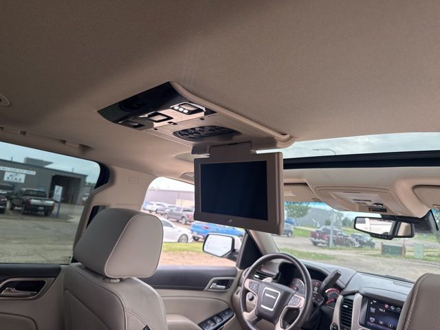 2015 White Diamond Clearcoat GMC Yukon Denali 4X4 SUV