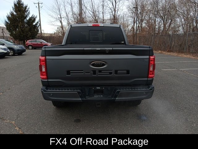 2022 Ford F-150 XLT 4