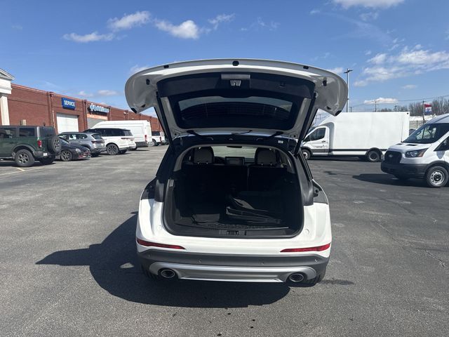 Certified Used 2025 White Lincoln Premiere image 22