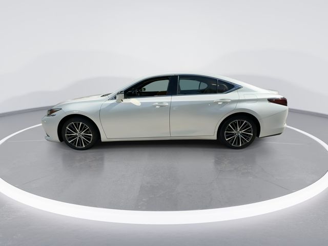 Used 2024 Lexus ES Sedan
