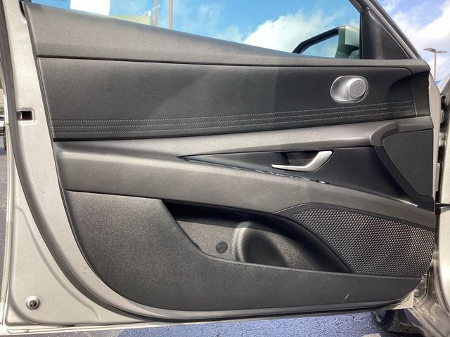 Used Car 2024 Hyundai Elantra  Se For Sale Under $20,000 In San Antonio, Texas