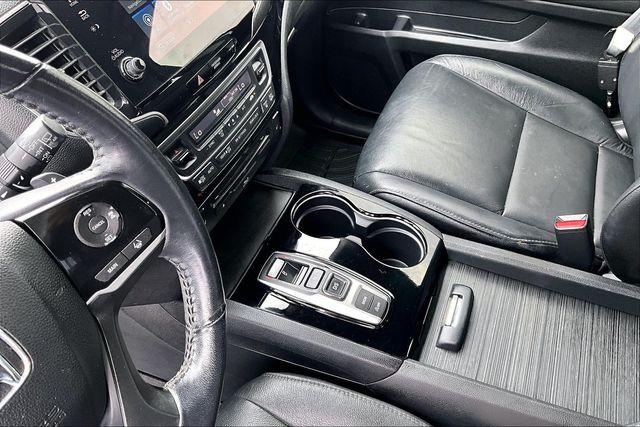 Used 2022 Honda Pilot Touring 4D Sport Utility
