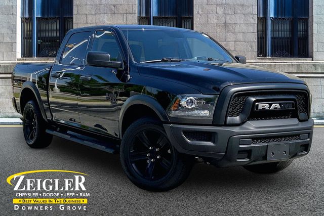 Diamond Black Crystal Pearlcoat 2022 RAM 1500 Classic Warlock Crew Cab 4WD Pickup Truck Four-Wheel Drive 8-Speed Automatic
