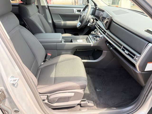 New 2026 Silver Hyundai SE image 27