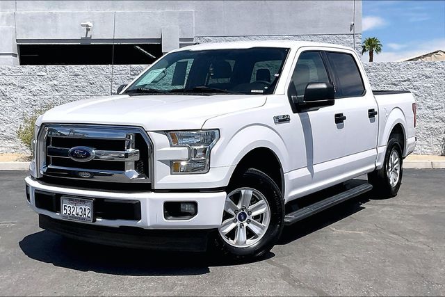 Oxford White 2017 Ford F-150 Pickup Truck 4X2 6-Speed Automatic