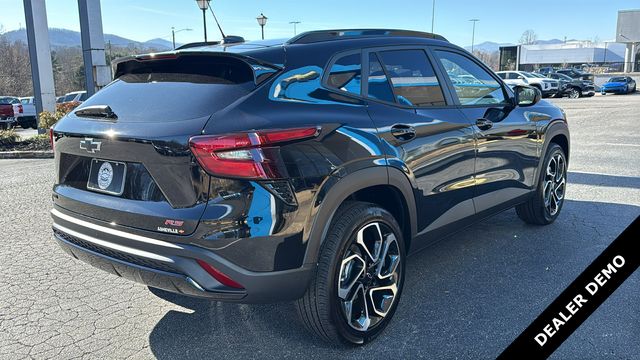 new 2026 Chevrolet Trax car, priced at $29,275
