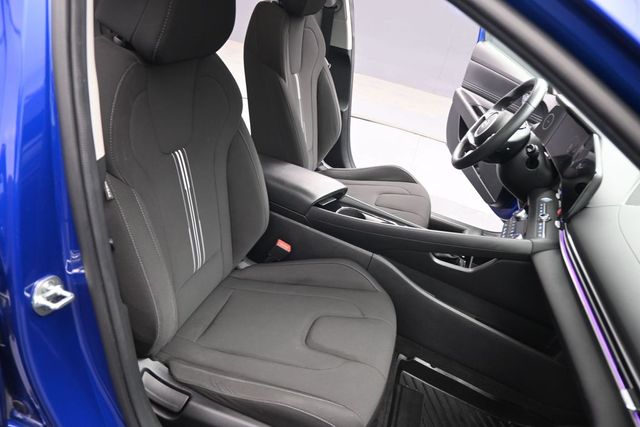 Used 2024 Hyundai Elantra Sedan