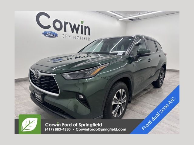 2024 Toyota Highlander XLE AWD