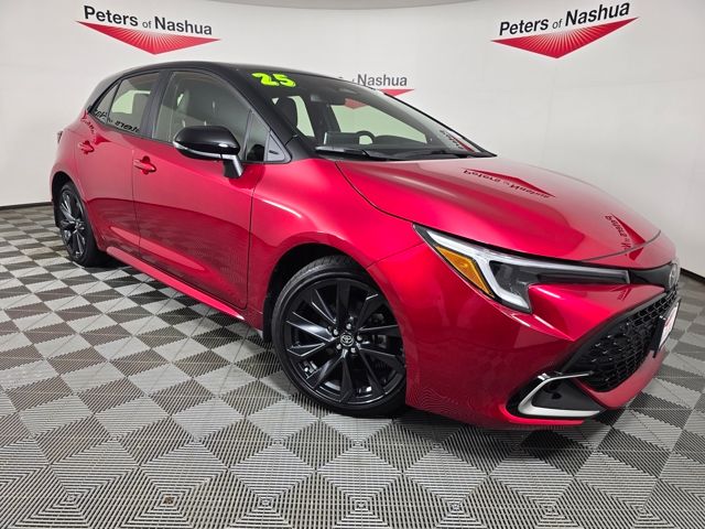 Finish Line Red/Midnight Black Metallic 2025 Toyota Corolla Hatchback XSE FWD Hatchback Front-Wheel Drive Continuously Variable Transmission