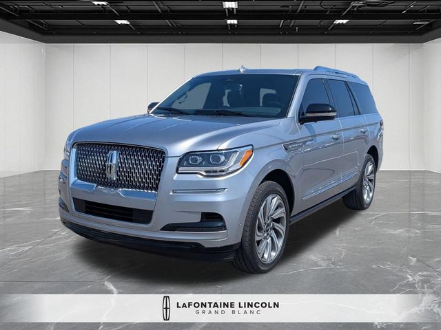 Radiance Metallic 2022 Lincoln Navigator Standard 4WD SUV / Crossover Four-Wheel Drive Automatic